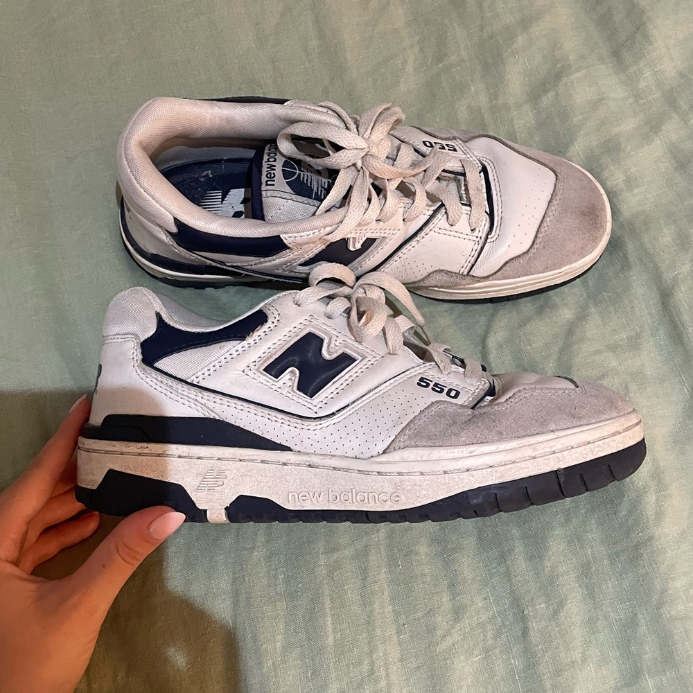 New balance 550 blue and white. US 5.5